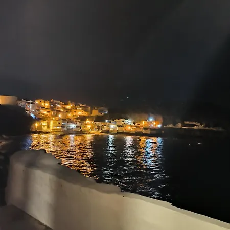 Ocean Attic Tufia Apartmán