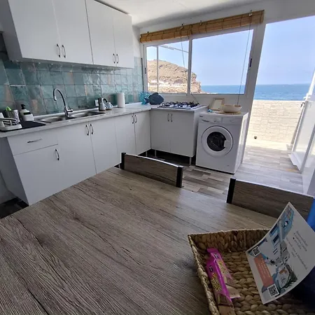 Ocean Attic Tufia * Telde