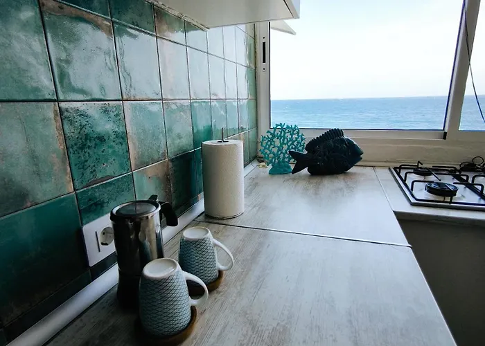Ocean Attic Tufia