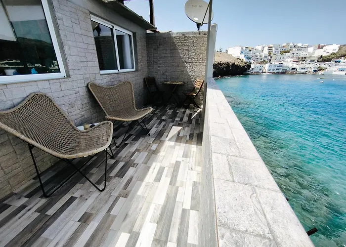 Ocean Attic Tufia アパート テルデ