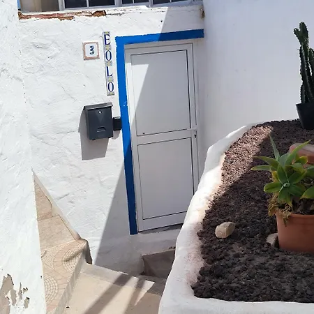 Ocean Attic Tufia * Telde